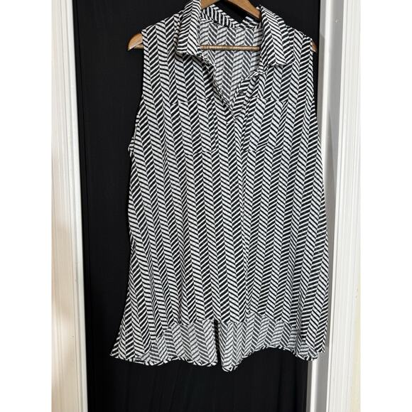 Ava & Grace Woman's Sleeveless Black white geometric 2x whimsigoth‎ career - Picture 2 of 6